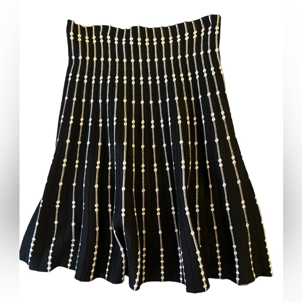 NWOT Max Studio Skirt. Size S/M